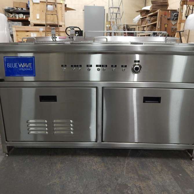 Front view of sanitizing machine