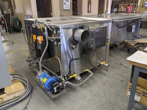 Ultrasonic cleaning system